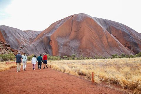 Ayers Rock Combo: Uluru Base And Sunset Plus Uluru Sunrise And Kata Tjuta With An Optional BBQ Dinner Or Kings Canyon Day Trip - Accommodation VIC 3