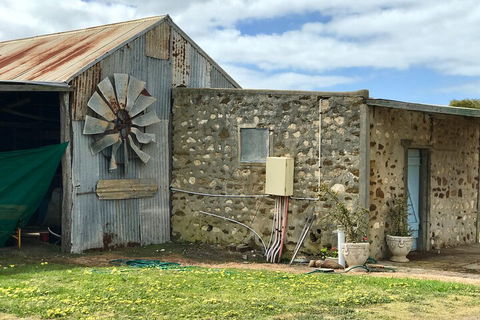 Kangaroo Island Half Day Food And Wine Trail Tour - Accommodation VIC 1