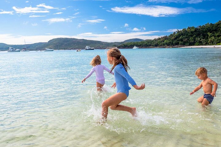 Airlie Beach QLD Accommodation VIC