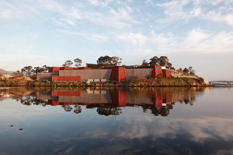 Hobart City Sightseeing Tour Including MONA Admission - Accommodation VIC 2