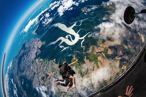 Reef And Rainforest Tandem Sky Dive In Cairns - Accommodation VIC 5
