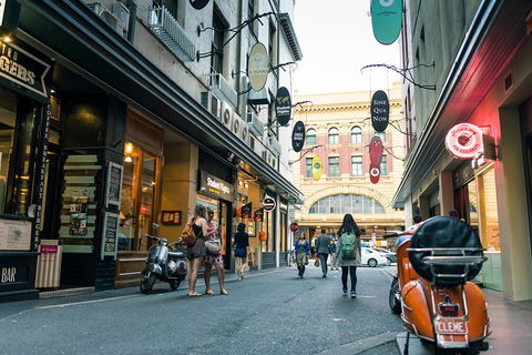 Melbourne Laneways And Waterways - Accommodation VIC 3