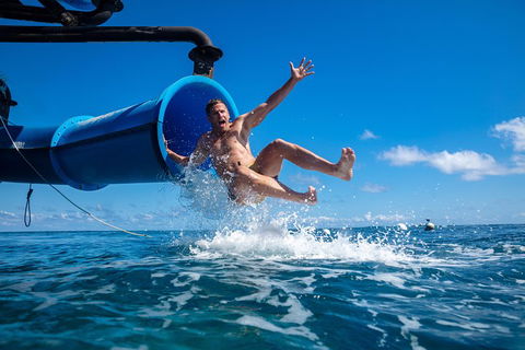 Outer Reef Pontoon Experience From Cairns - Accommodation VIC 2