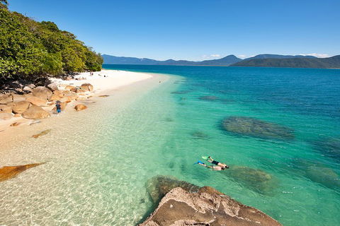 Fitzroy Island Catamaran Transfers From Cairns - Accommodation VIC 4