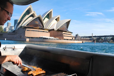 Sydney Whale-Watching Cruise Including Lunch Or Breakfast - Accommodation VIC 3