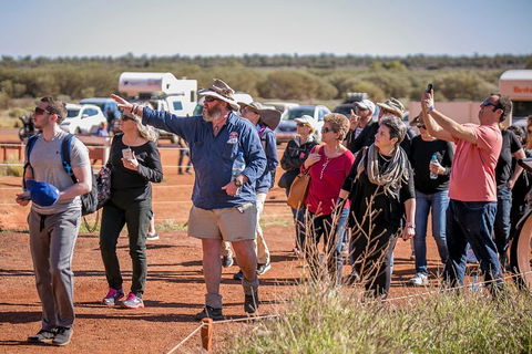 Ayers Rock Day Trip From Alice Springs Including Uluru, Kata Tjuta And Sunset BBQ Dinner - Accommodation VIC 1