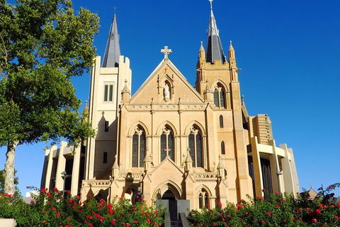 Perth Scavenger Hunt: Perched On A Swan - Accommodation VIC 1