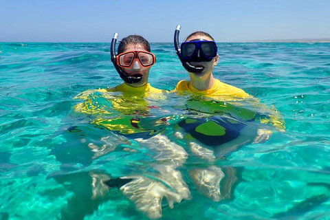 Lagoon Explorer - Ningaloo Reef Full-Day Kayaking And Snorkeling Adventure - Accommodation VIC 4