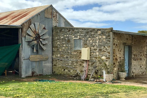 Kangaroo Island Half Day Food And Wine Trail Tour - Accommodation VIC 1
