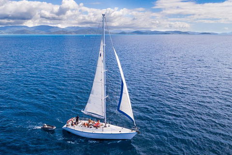 2 Night Small Group Whitsundays Sailing Adventure Aboard Mandrake - Accommodation VIC 3