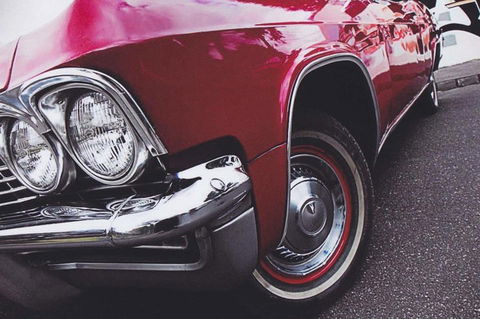CHEVY CONVERTIBLE Package For 2 People- Wine Lunch Cheese & Chocolate From Melb. - Accommodation VIC 2