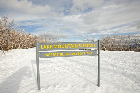 Lake Mountain Snow Trip Including Yarra Valley Chocolaterie From Melbourne - Accommodation VIC 3